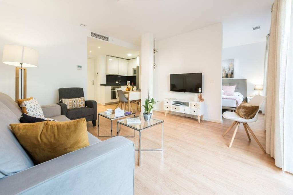 Chamberi Con Jardin B By Regalatemadrid Com Leilighet Eksteriør bilde